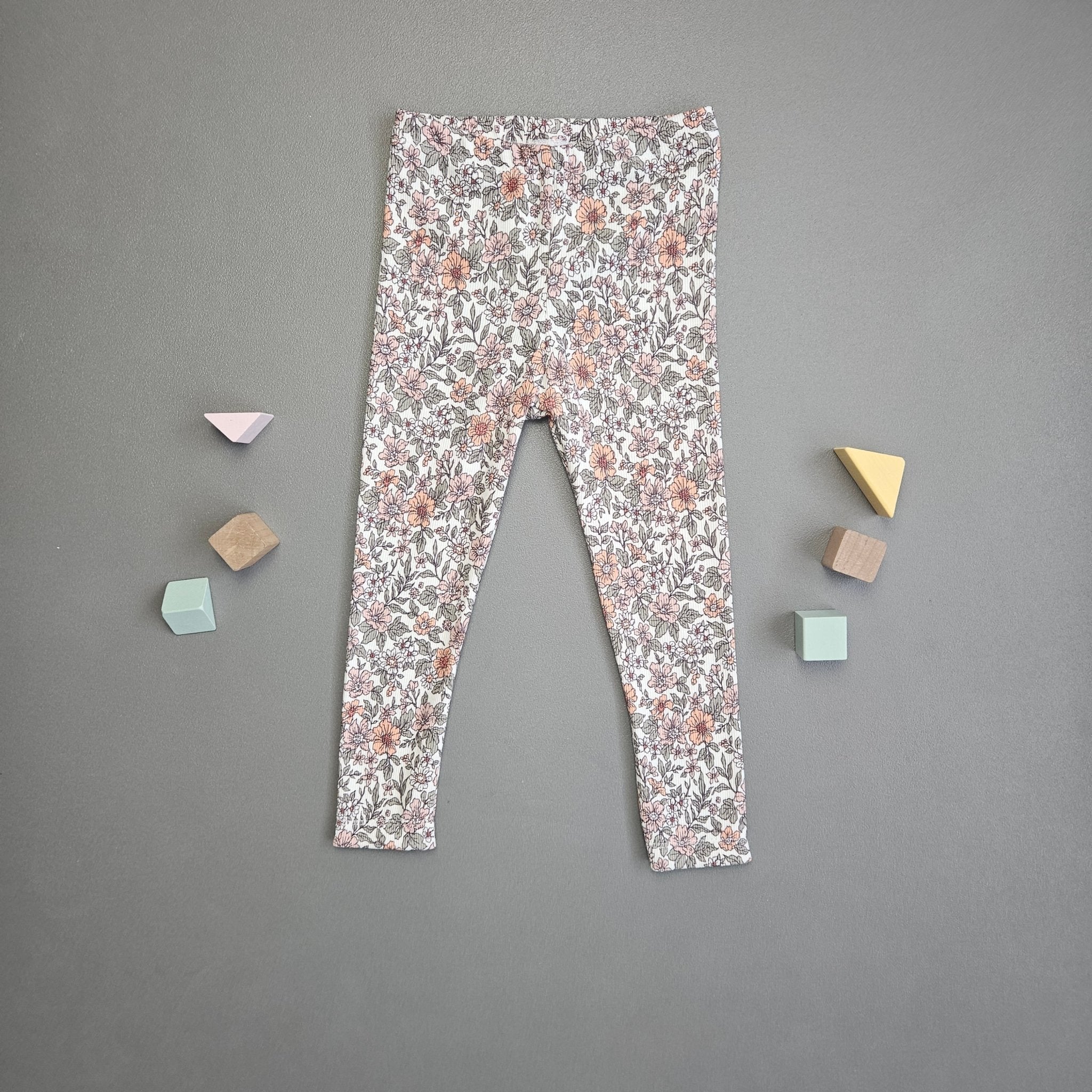 Leggings Gr.104 / Blumenwiese - Kalie - Kids