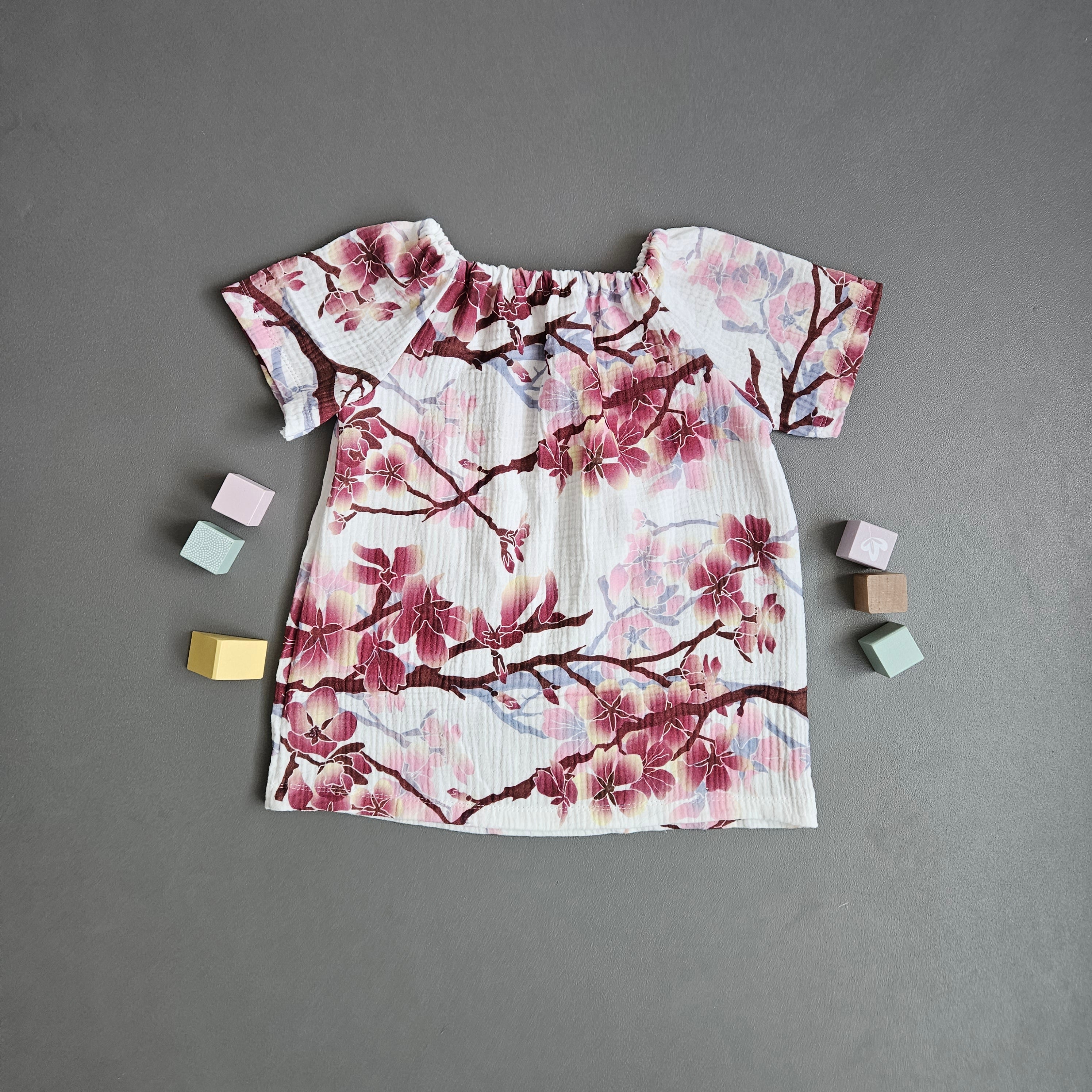 Bluse Gr.110 / Kirschblüte