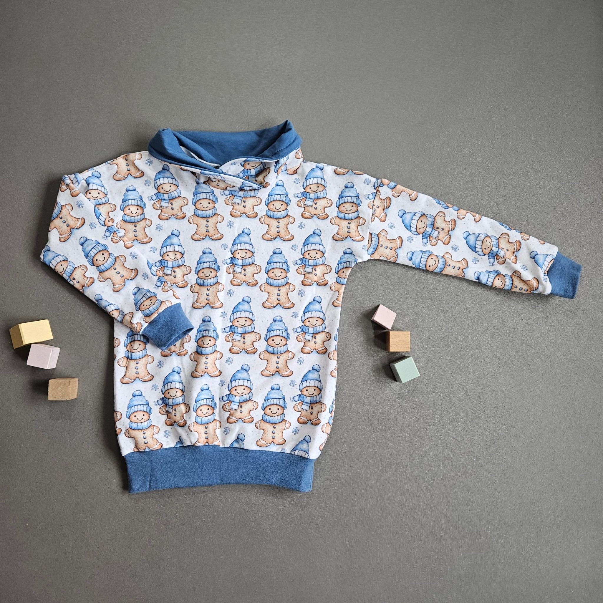 Pullover Gr.122 / Lebkuchenmännchen blau - Kalie - Kids
