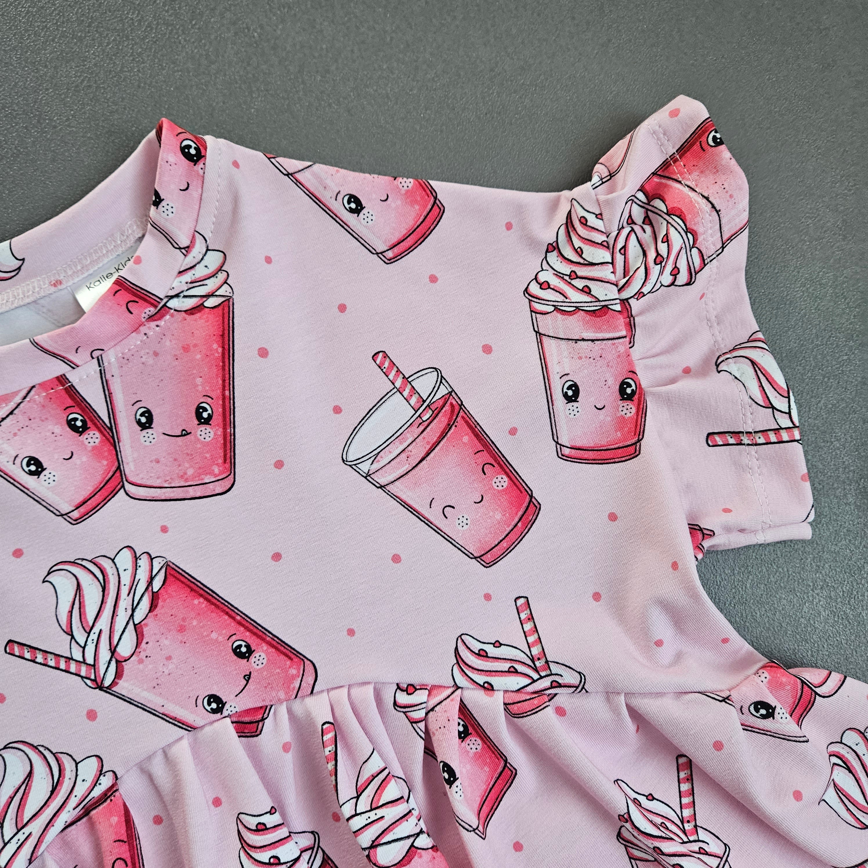 Rüschchenshirt Gr.110 / Milch Shake