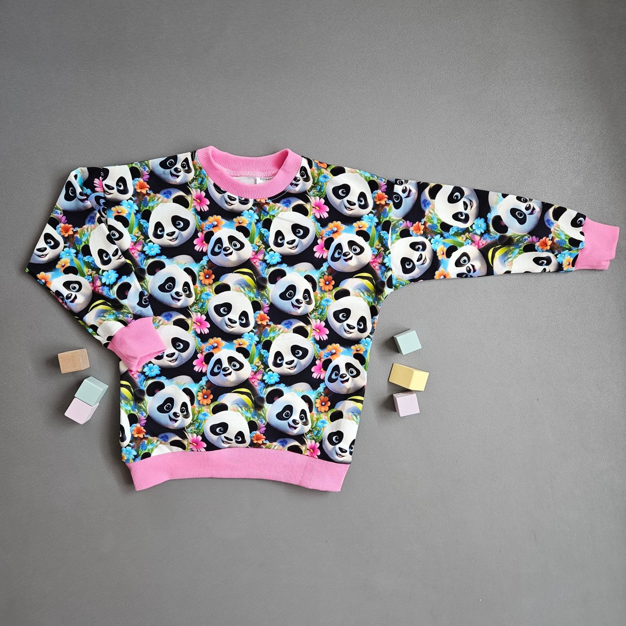 Pullover Gr.122 / Panda - Kalie - Kids
