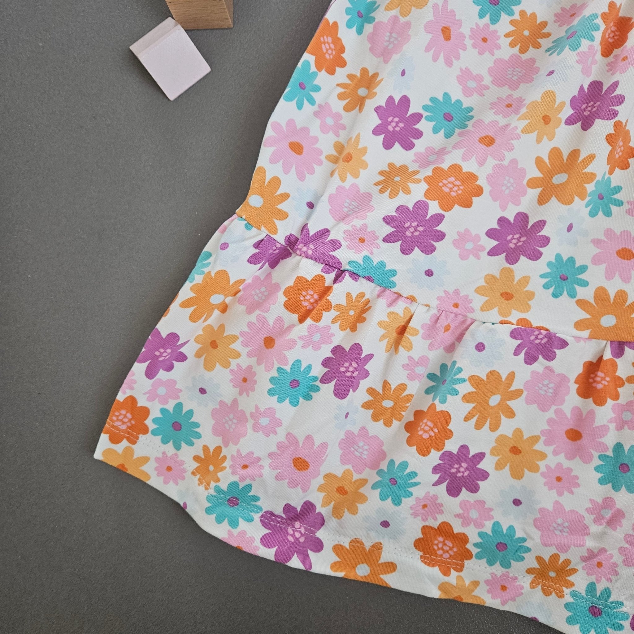 Rüschchenkleid Gr.86 / Bunte Blümchen - Kalie - Kids