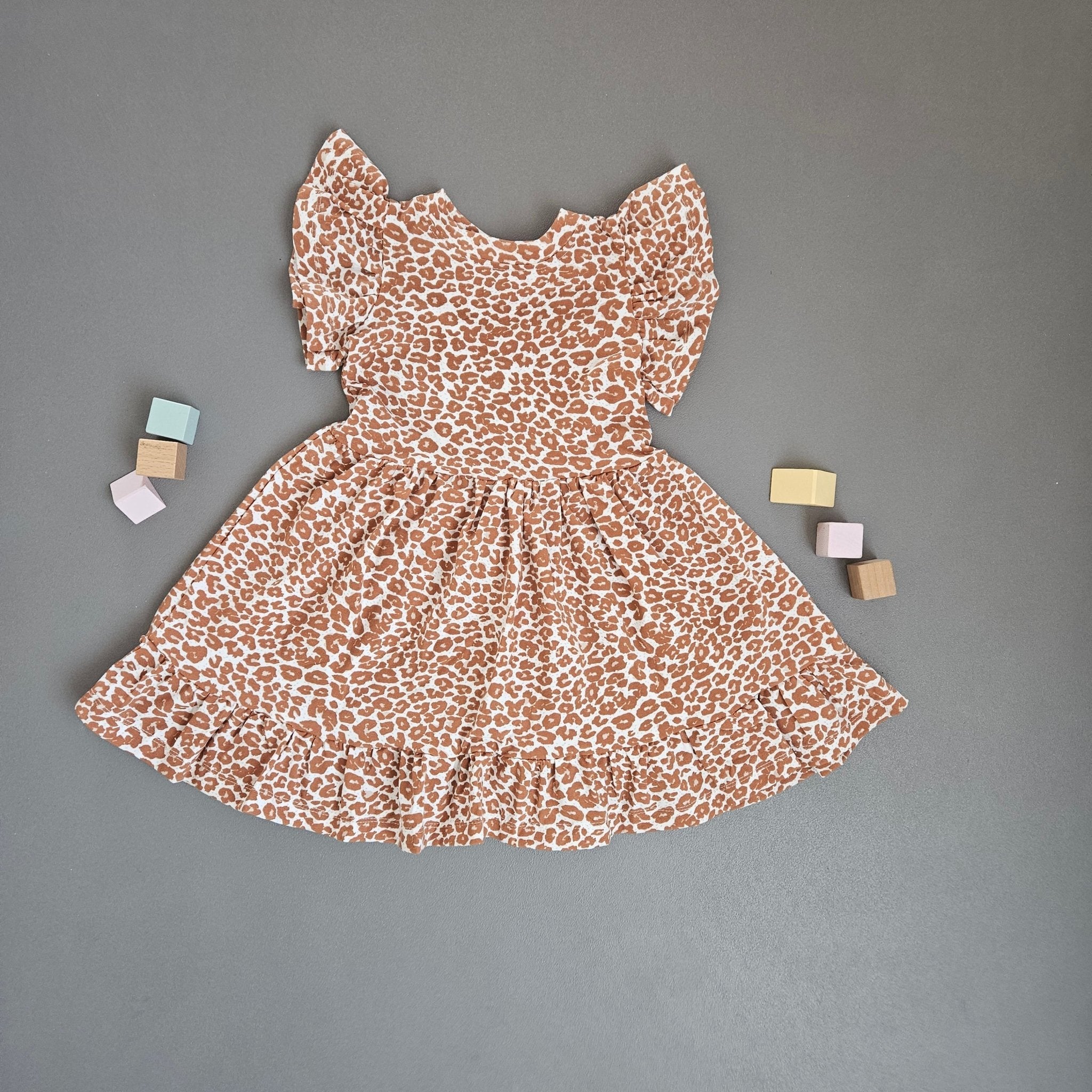 Stufenkleid Gr.110 / Leo - Kalie - Kids