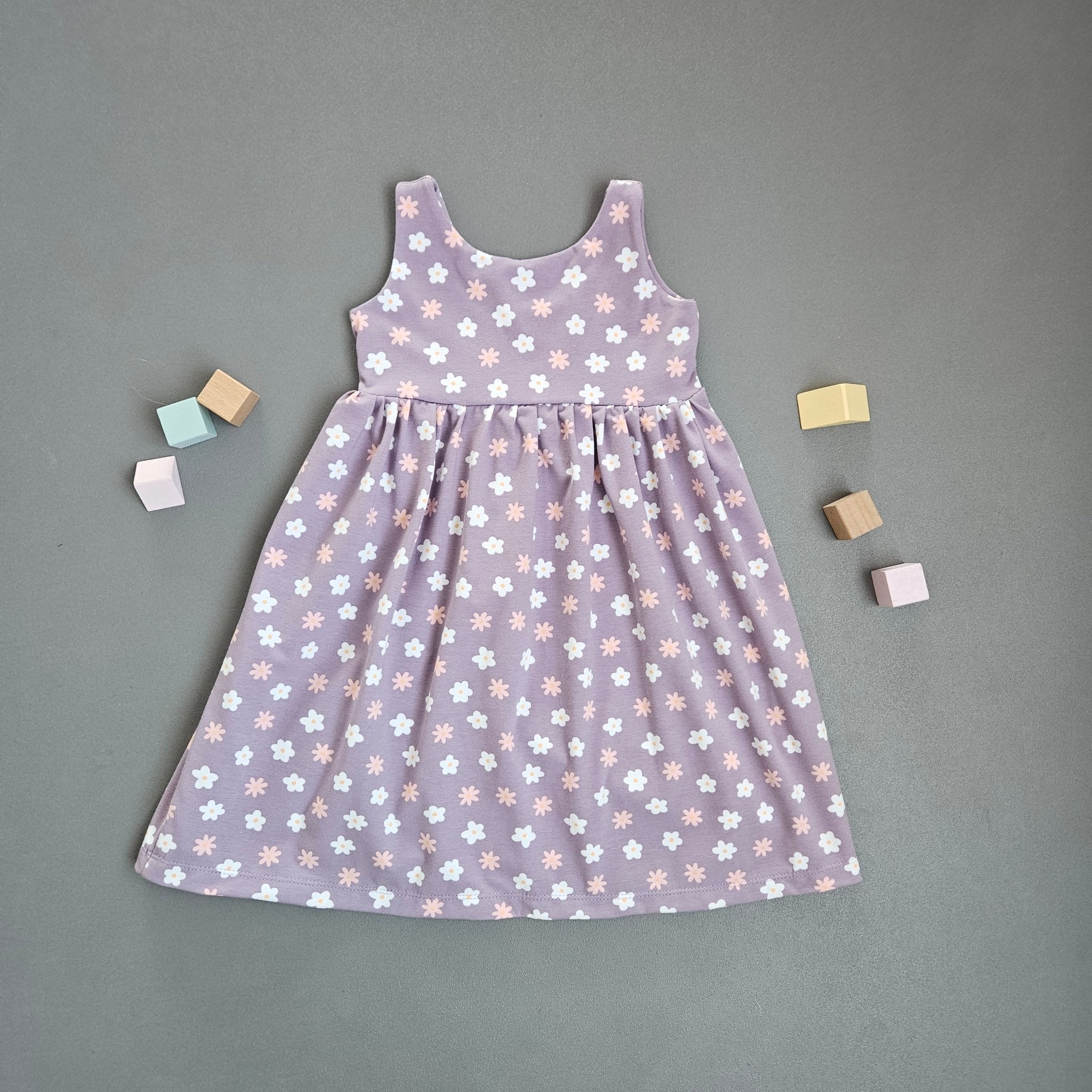 Trägerkleid Gr.92 / Pastelblüte - Kalie - Kids