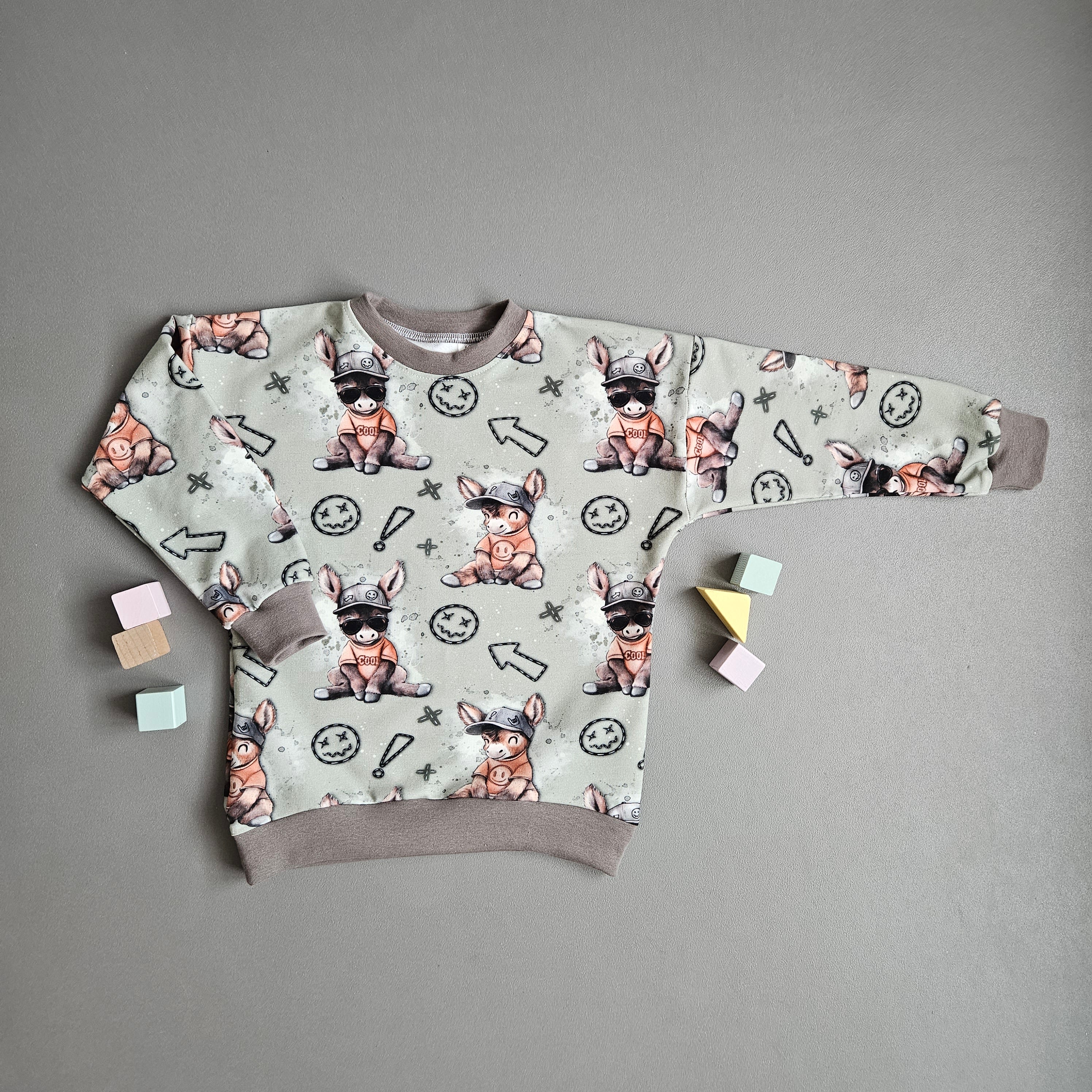 Pullover Gr.110 / Esel