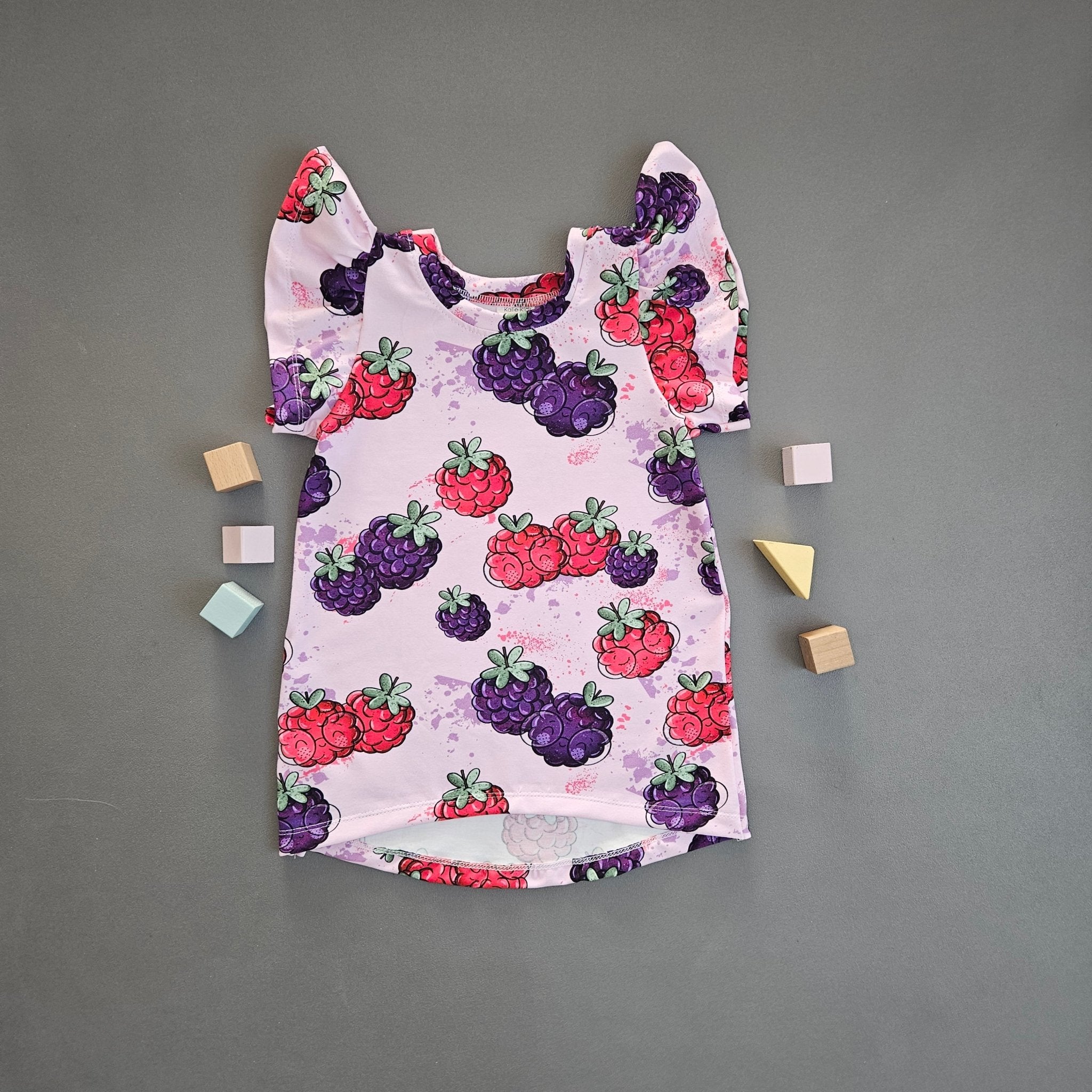 T-Shirt Gr.110 / Beeren - Kalie - Kids
