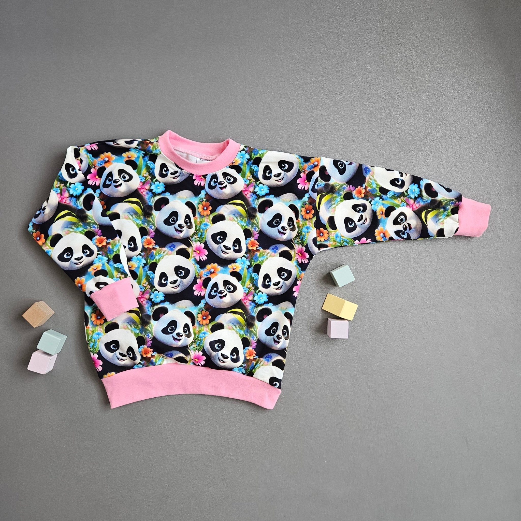 Pullover Gr.104 / Panda - Kalie - Kids