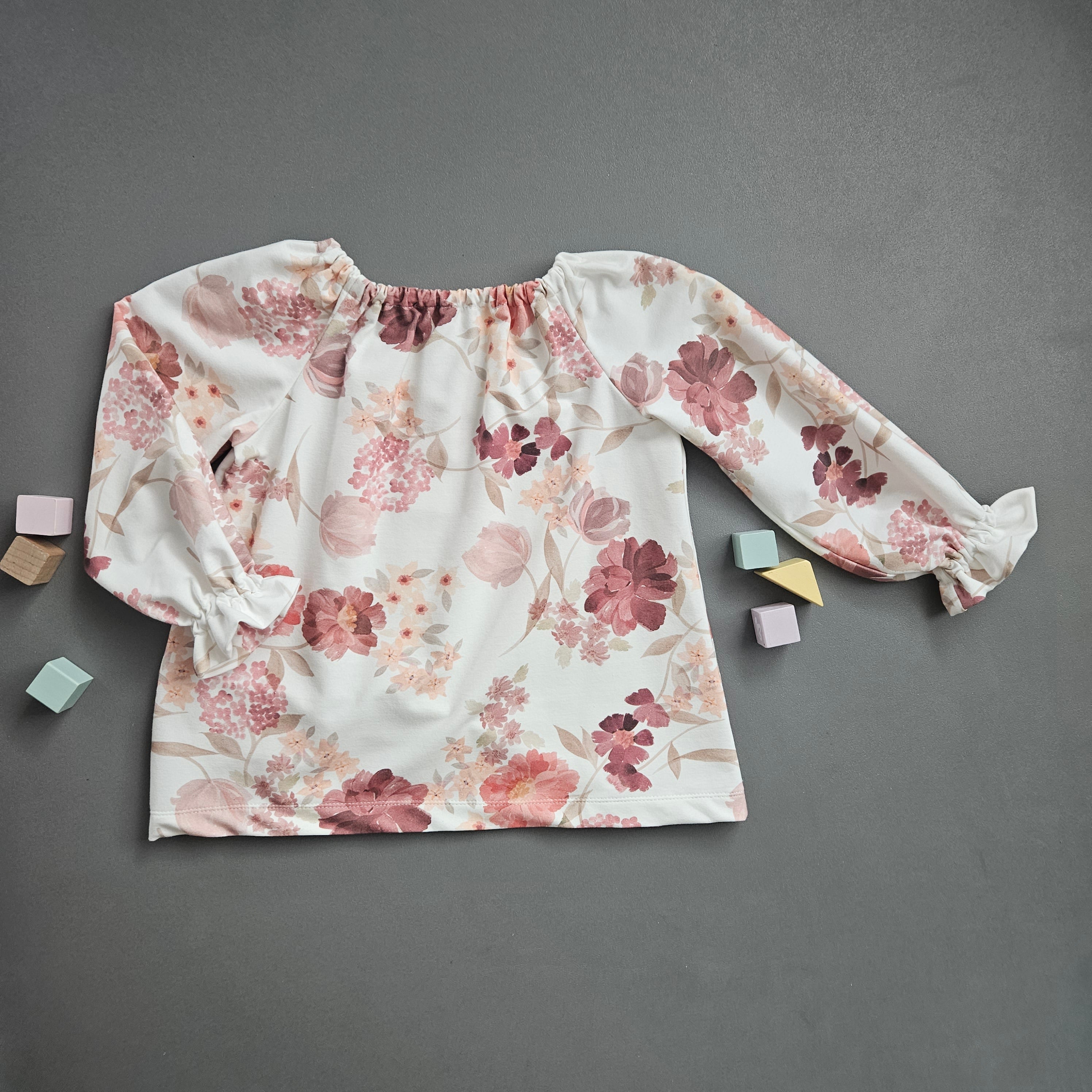 Bluse Gr.122 / Blumen rosa